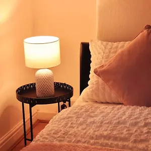 Cozy Family With Free Parking And Wifi Apartment Leeds (West Yorkshire)